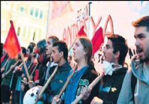 Yunanistan’a kredi için yeşil ışık yandı
