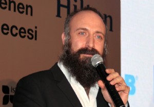 Halit Ergenç Dudak Uçuklatan Teklifleri BEĞENMİYOR!