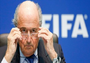 FIFA Başkanı Blatter a istifa çağrısı!