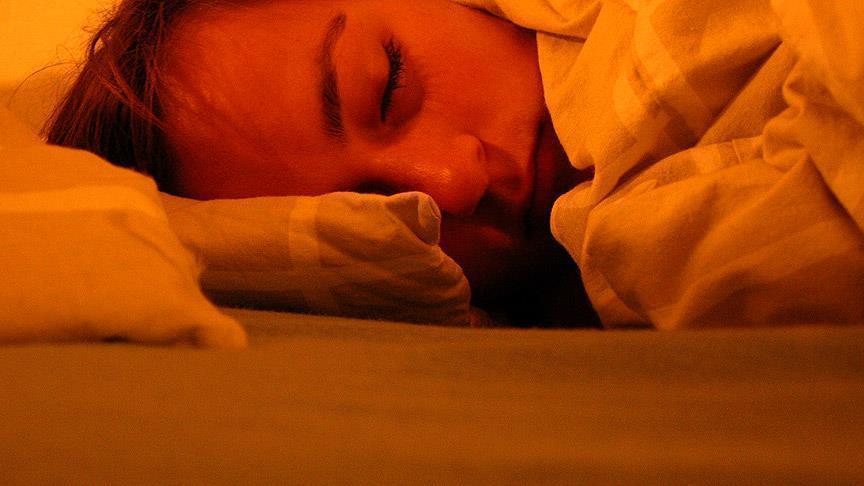 Gece lambasıyla uyuyanlar dikkat!