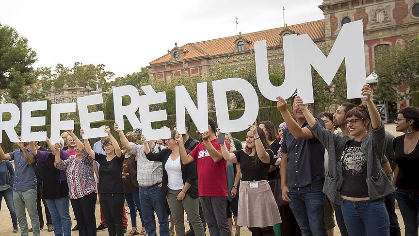 Referandum askıya alındı