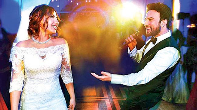Bu defa şarkılar eşine...