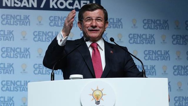 Davutoğlu ndan zehir zemberek sözler!