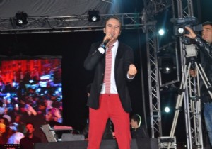 Cumhuriyet Bayramı nı Mustafa Ceceli ile kutladılar!