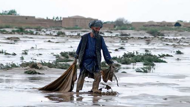 Afganistan da sel felaketi: 30 ölü