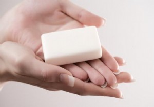 Mikroplarla baş etmek için eller sık sık yıkanmalı!
