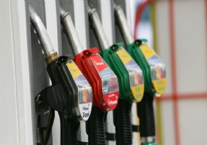 Benzine ne kadar zam geldi?