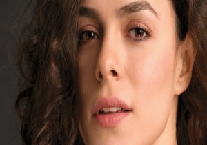 Özge Özpirinçci aşk hayatıyla ilgili soruları yanıtladı!!!