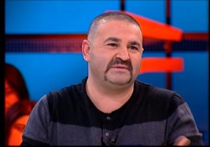 Şafak Sezer:  A……a sokkkumunnnnn brugesiiiii seniiii 
