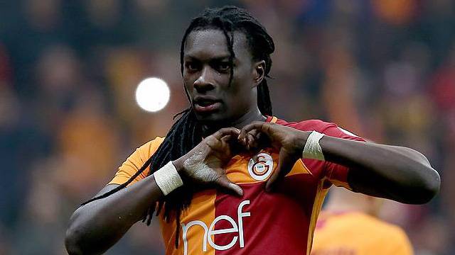 Gomis FIFA nın resmi sitesinde