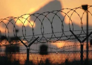 Macaristan Hırvatistan sınırına da tel örgü çekiyor