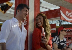 Özcan Deniz ile Sıla nın Reklamı Olay Yarattı!