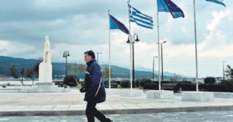 Yunanistan da Türk genci krizi