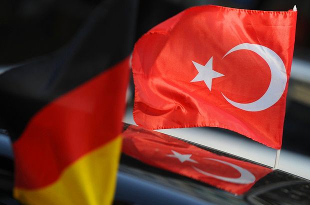 Türkiye den Almanya ya  iltica  artışı