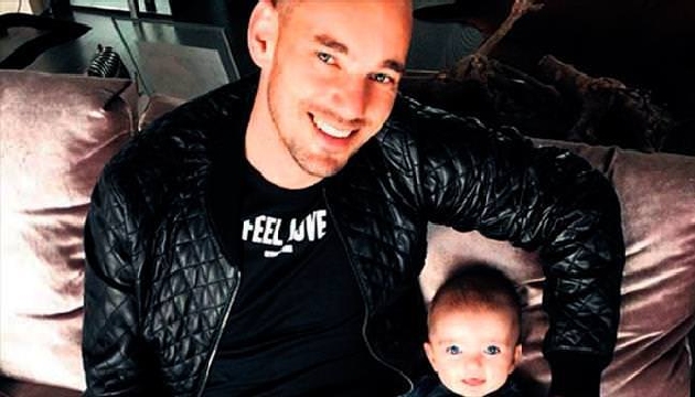 Wesley Sneijder:  Kulüpte kaos var 