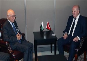 Dışişleri Bakanı Sinirlioğlu Kerry ile görüştü!
