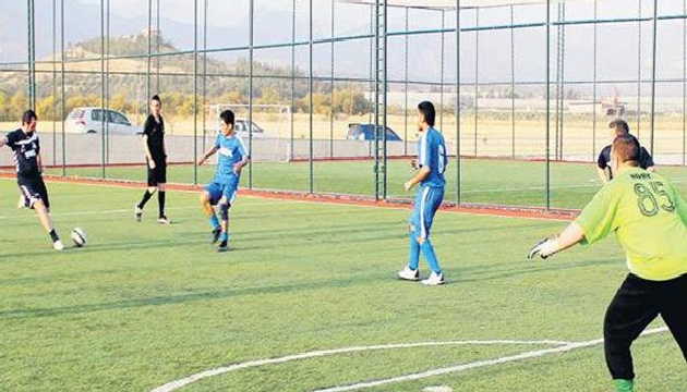 Halı sahalar kanser riski taşıyor!
