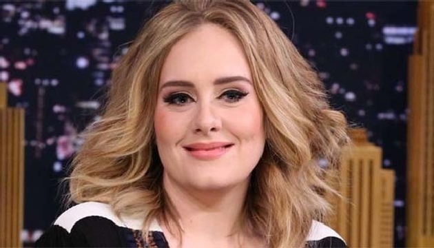 Adele in özel fotoğrafları hacklendi!