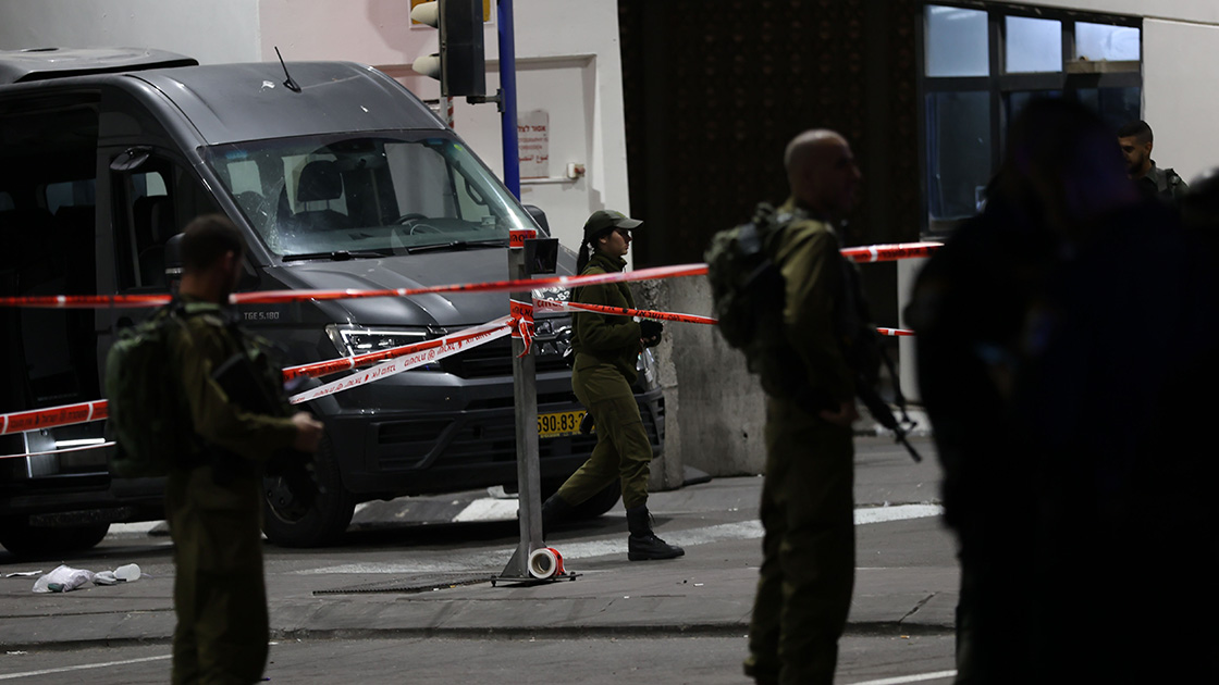 Kudüs te silahlı saldırı: Ölü ve yaralılar var