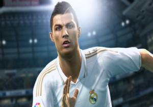 PES 2015 Satışa Sunuldu!