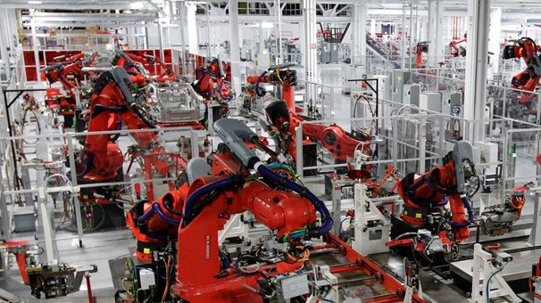 Robotlar yüzünden binlerce kişi işsiz kaldı!