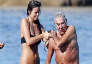 Roberto Cavalli Çıtır Sevgilisine Servet Değerinde Hediye...