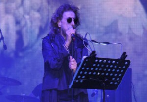 İlhan İrem sevenleriyle buluştu...