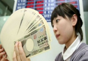Japonya ekonomisi küçülüyor!