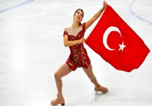  Buzların prensesi  Karademir: Hayalim Olimpiyat sporcusu yetiştirmek