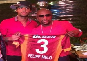 Melo, Floyd Mayweather e Galatasaray Forma Sürprizi!