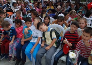 Aydın da 176 bin 470 öğrenci için ilk ders zili çaldı
