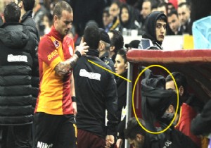 Sneijder, Prandelli ye Su Fırlattı!!
