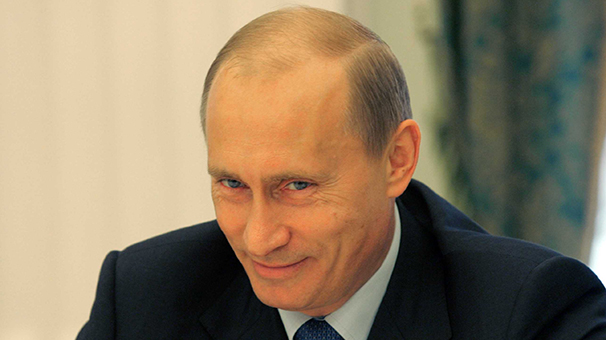 Putin yıllık gelirini açıkladı!