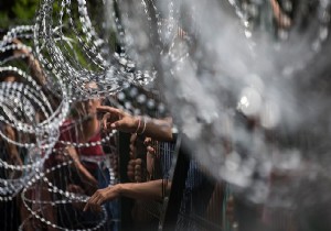 Fransa da göçmenler Manş Tüneli ni kapattı