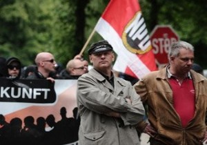 Irkçı Parti Temsilcisi sordu: