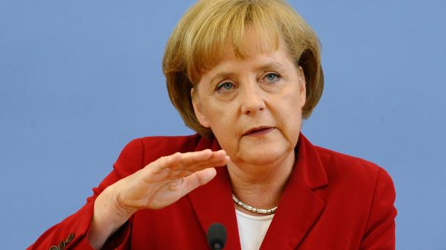 Merkel den FETÖ ve PKK sorusuna cevap