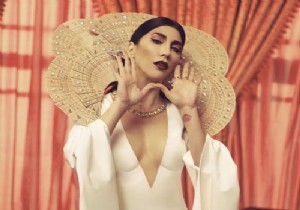 Şok...Hande Yener Hastanelik Oldu!