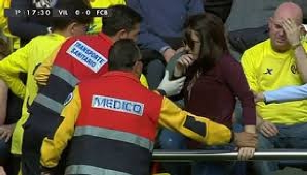 Messi nin şutunda kadın taraftarın el bileği kırıldı!