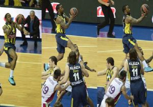Fenerbahçe Ülker 98 - 64 Laboral Kutxa