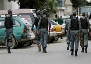 Taliban militanları 10 Afgan polisini öldürdü!