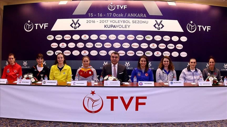 Voleybolseverlere 4 maç 5 lira