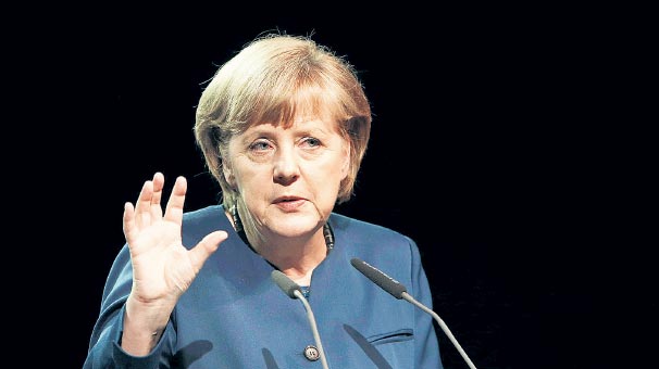 Alman halkı Merkel i onaylamıyor!