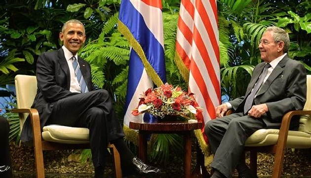 Obama Havana’da Castro ile görüştü!
