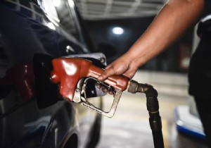 Benzine zam mı geldi?