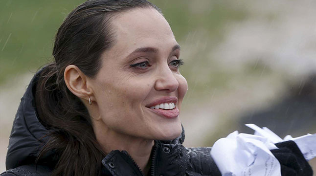 Angelina Jolie ölüyor iddiası...