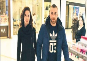 Gökhan Töre sevgilisine tek taş yüzük sipariş etti!