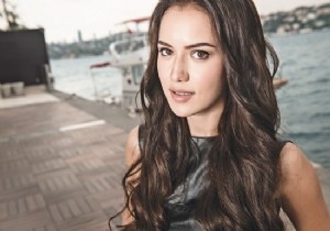 Evcen in reklam filmi için aldığı para baş döndürdü!