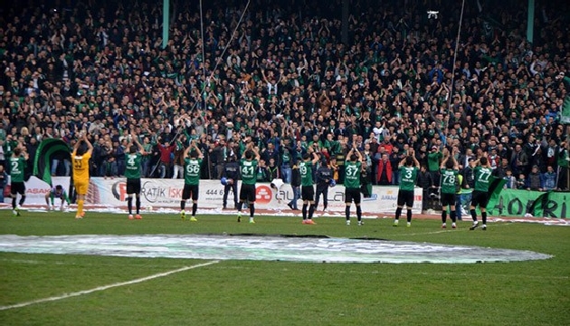 Kocaelispor küllerinden doğuyor ve yine profesyonel ligde!