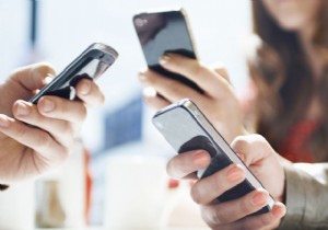 En Çok Tehlike Akıllı Telefonlarda!