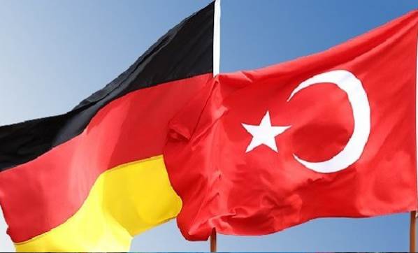  Türkler, Alman toplumuna yabancılaşabilir 
